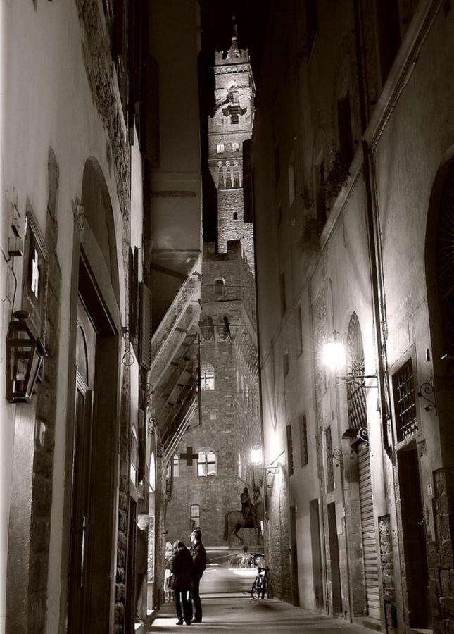 La Perla A Palazzo Vecchio Lägenhet Florens Exteriör bild